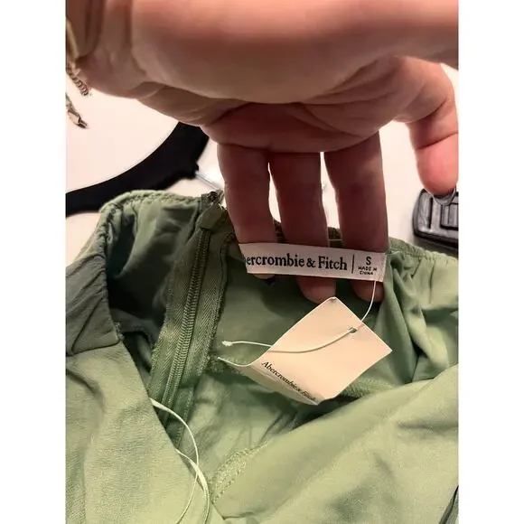 NWT Abercrombie & Fitch Green V-Neckline Midi Dress Size Small - Picture 6 of 8